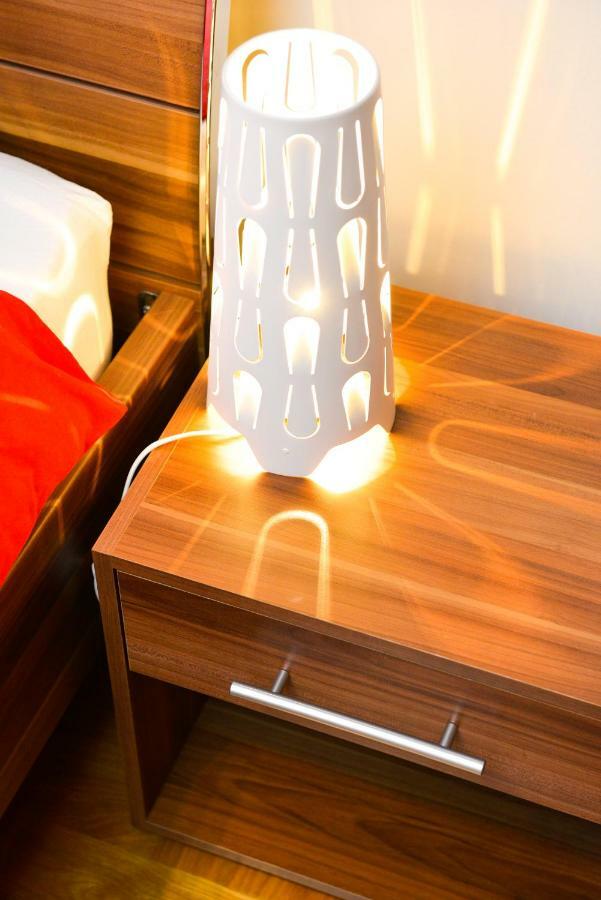 F&t Apartment-place2be *
